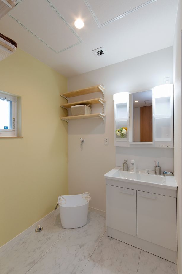 山田建築店 木のぬくもり×便利な動線で毎日が快適に。子育てがもっと楽しくなるシンプルな住まいの建築実例画像10