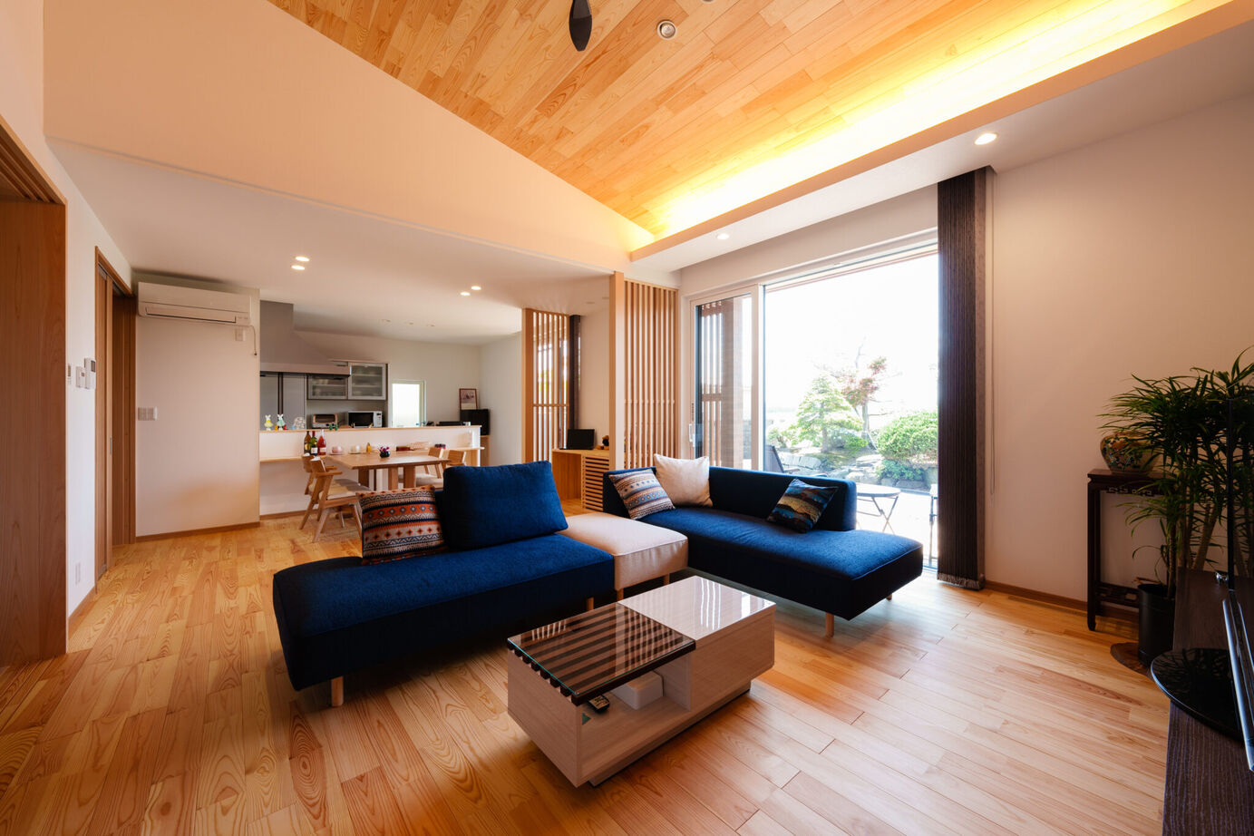 山田建築店 温度差の少ない床下エアコンが叶えた平屋の家の建築実例画像3