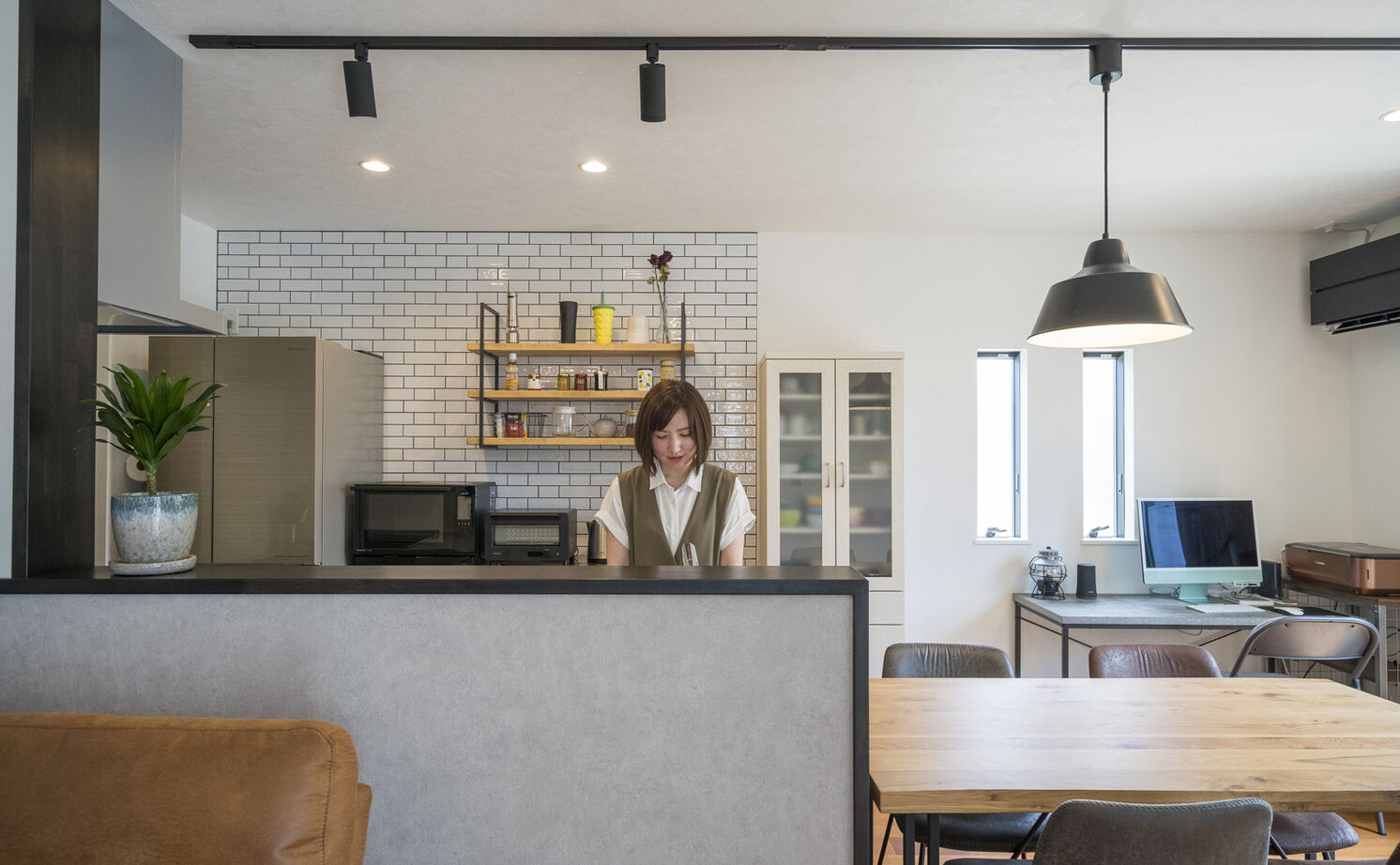 ink collaborate with niko and ...  【1000万円台後半／平屋／回遊動線】ヤシの木やサボテンがのびのび育つ。ドライガーデンを望む心地良い平屋の建築実例画像5