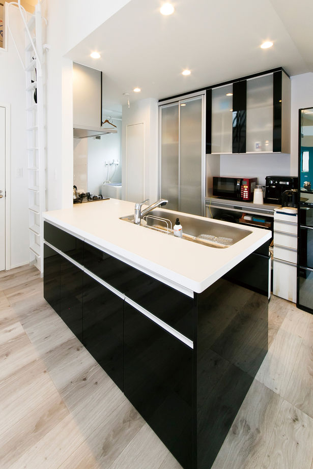 フローレンスガーデン(工藤建設) 【4000万円台／地下室／狭小／2階リビング】敷地は24.8 坪。地下に高性能音楽スタジオのある住まいの建築実例画像5