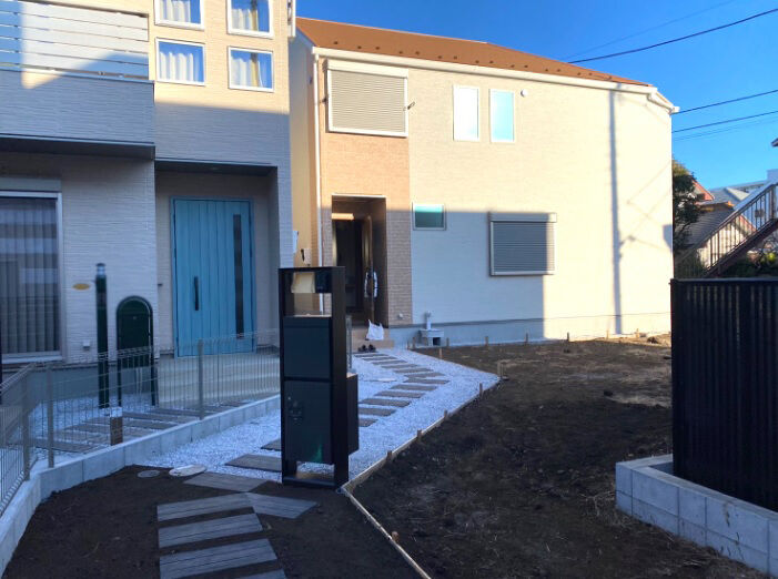 友和ホーム 【2000万円台/珪藻土/無垢材/自然素材】天井に梁を出し、腰壁、階段に踊り場を設置、秘密の小部屋のある家の建築実例画像10