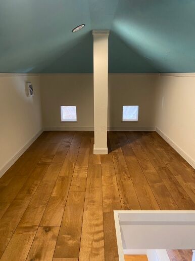 友和ホーム 【2000万円台/町田市】スキップフロアにキッチンを配した、遊び心ある自然素材の家の建築実例画像8