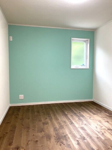 友和ホーム 【2000万円台/町田市】爽やかなブルーと白のコントラストが美しい自然素材の家の建築実例画像5