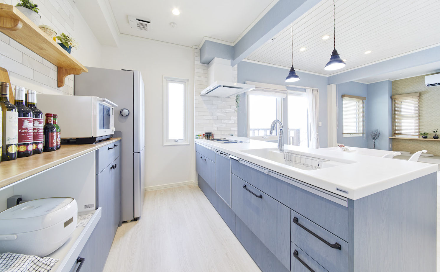 スウェーデンハウス 【北欧/輸入住宅/31.8坪】本格北欧テイスト×西海岸スタイルでつくる、世界に一つだけの我が家の建築実例画像4