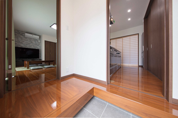 紀州国土建設 【和歌山県/1000万円台/間取り図有】土地＆プラン、デザインにも大満足。スタイリッシュで温かい住まい。の建築実例画像7