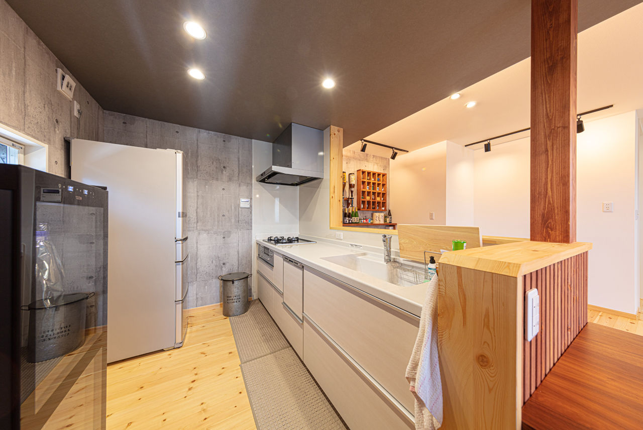 紀州国土建設 【大阪府/2000万円台/間取図有/おしゃれ】京町家を彷彿させる和モダンな家。無垢材と造作物に温もりが漂うの建築実例画像7