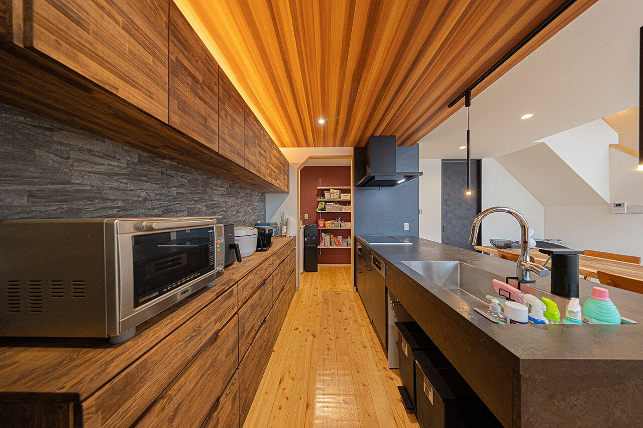 紀州国土建設 【大阪府/2000万円台/間取り図有】統一感のあるオーダー家具が叶えるホテルライクな美しさの建築実例画像6