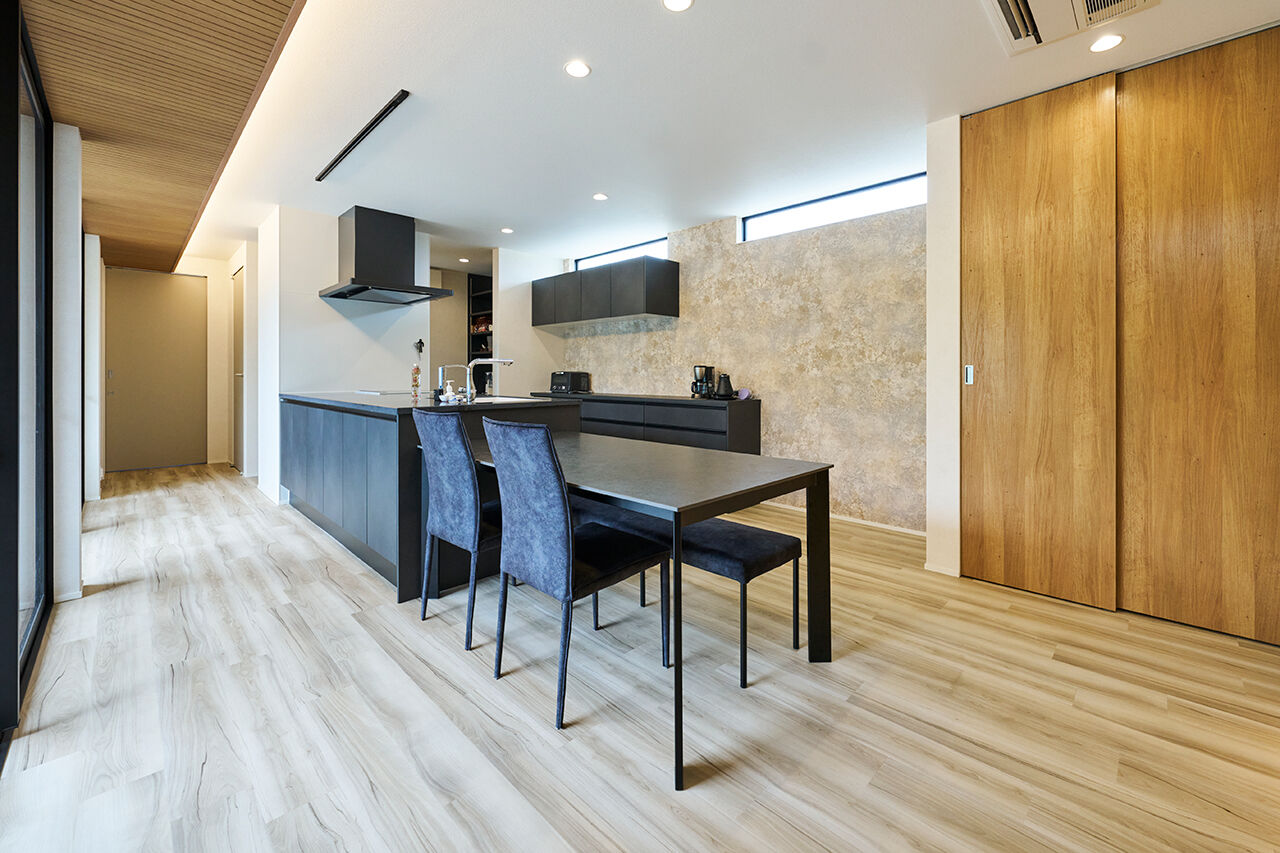 紀州国土建設 【和歌山県/4000万円以上/平屋/間取り図有】将来の暮らしも見据えた、機能美とゆとりが調和する住まいの建築実例画像6