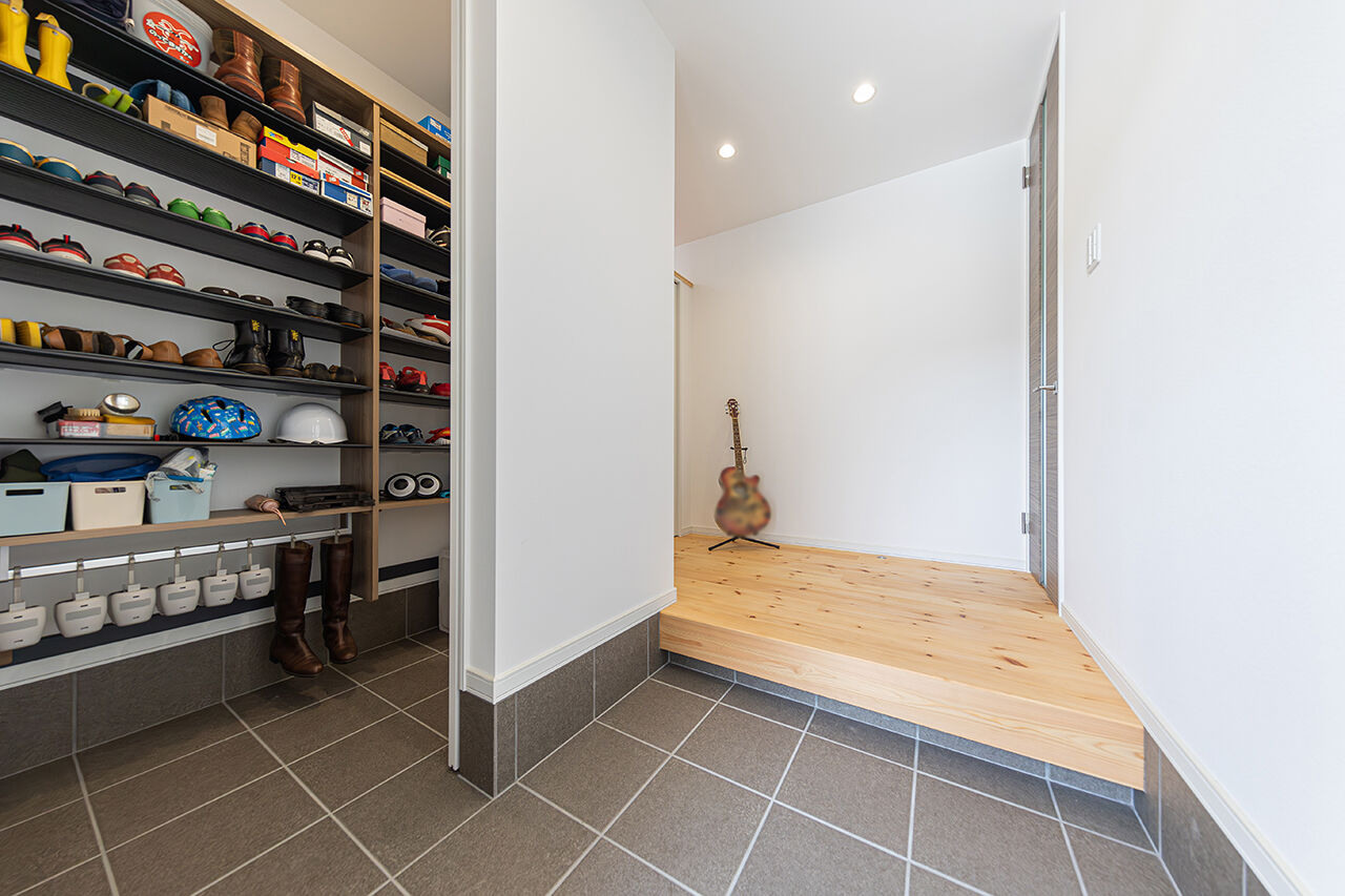 紀州国土建設 【和歌山県/2000万円台/平屋/間取り図有】外部収納と土間が活きる平屋の暮らしの建築実例画像8