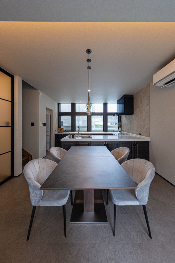 紀州国土建設 【大阪府/3000万円台/間取り図あり】水平と垂直のラインが醸す格調高く洗練された佇まいの建築実例画像2