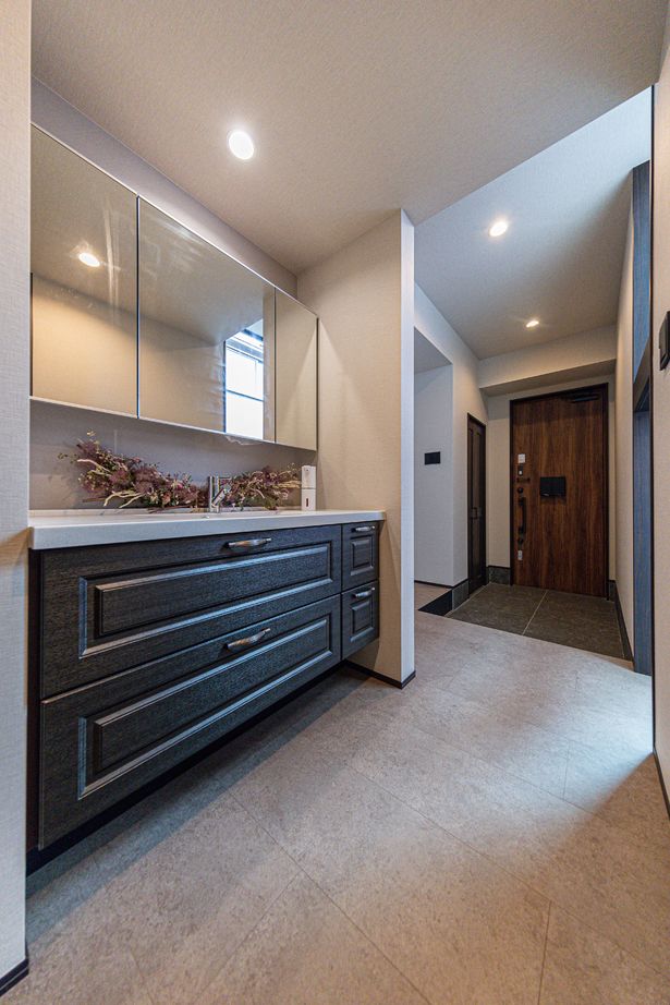 紀州国土建設 【大阪府/3000万円台/間取り図あり】水平と垂直のラインが醸す格調高く洗練された佇まいの建築実例画像7