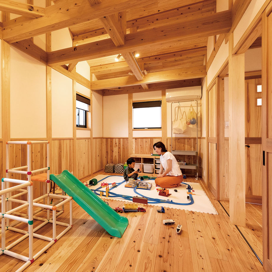 因建設 【2000万円台×カフェ風キッチン×ウッドデッキ】土壁と国産無垢材で、懐かしさと新しさが漂う住まいの建築実例画像6