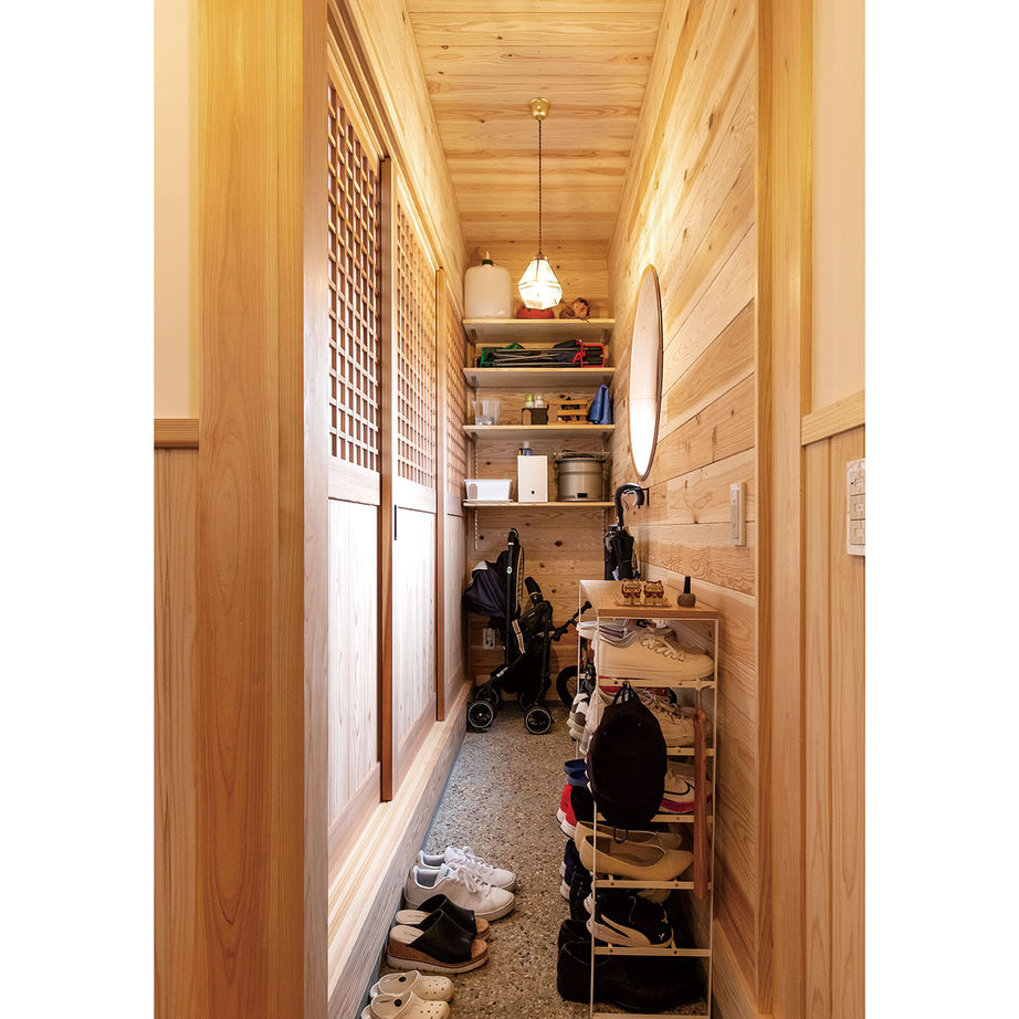 因建設 【2000万円台×カフェ風キッチン×ウッドデッキ】土壁と国産無垢材で、懐かしさと新しさが漂う住まいの建築実例画像9