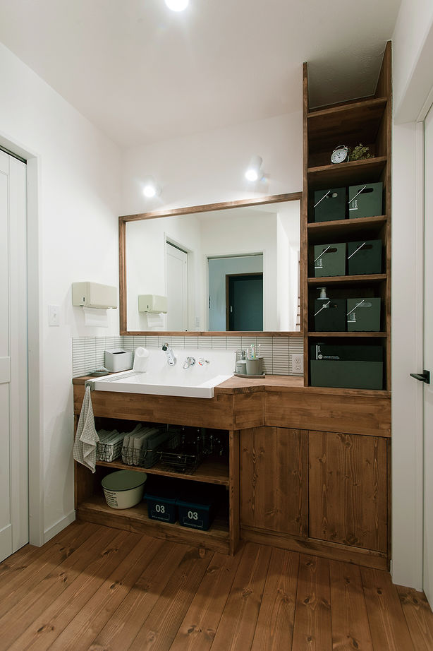 タウンズホーム 【2000万円台/延床36.8坪/二世帯住宅/間取り図有】デザイン＋高い住宅性能に満足。スタッフの対応も高評価の建築実例画像8