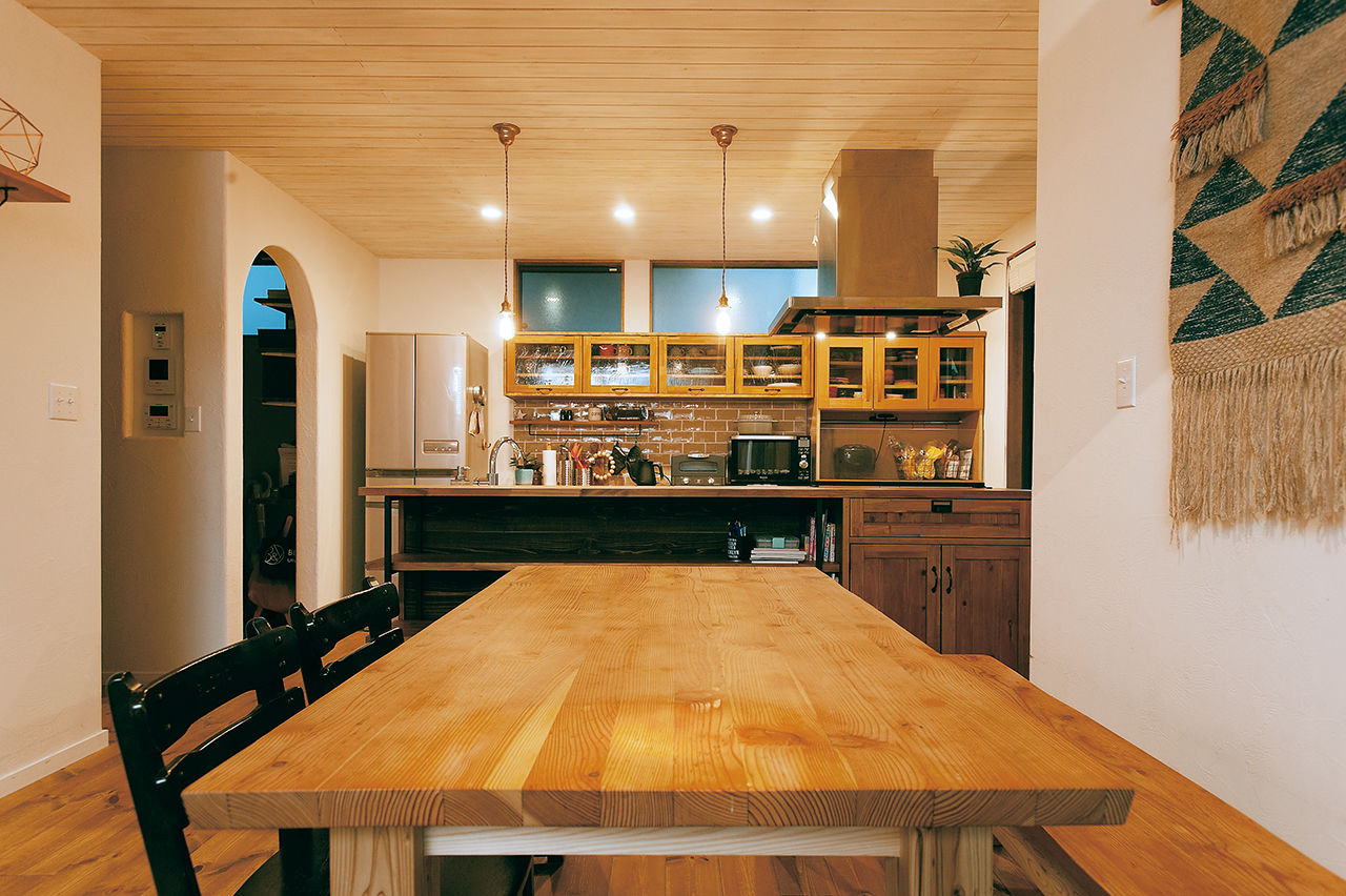 タウンズホーム 【2000万円台/延床37.2坪/自然素材/間取り図有】大きなウッドデッキが豊かな暮らしを育む「100点満点」の家の建築実例画像5