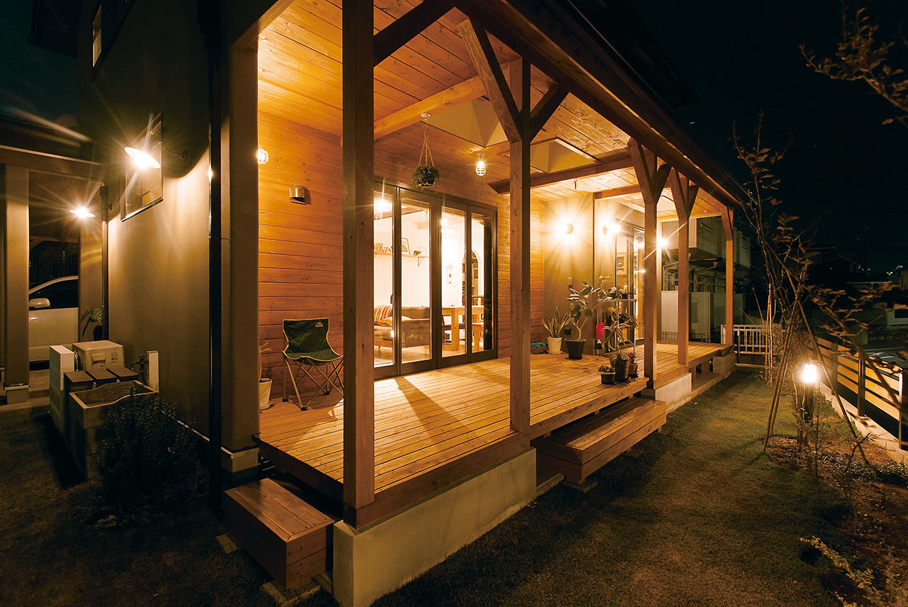 タウンズホーム 【2000万円台/延床37.2坪/自然素材/間取り図有】大きなウッドデッキが豊かな暮らしを育む「100点満点」の家の建築実例画像10