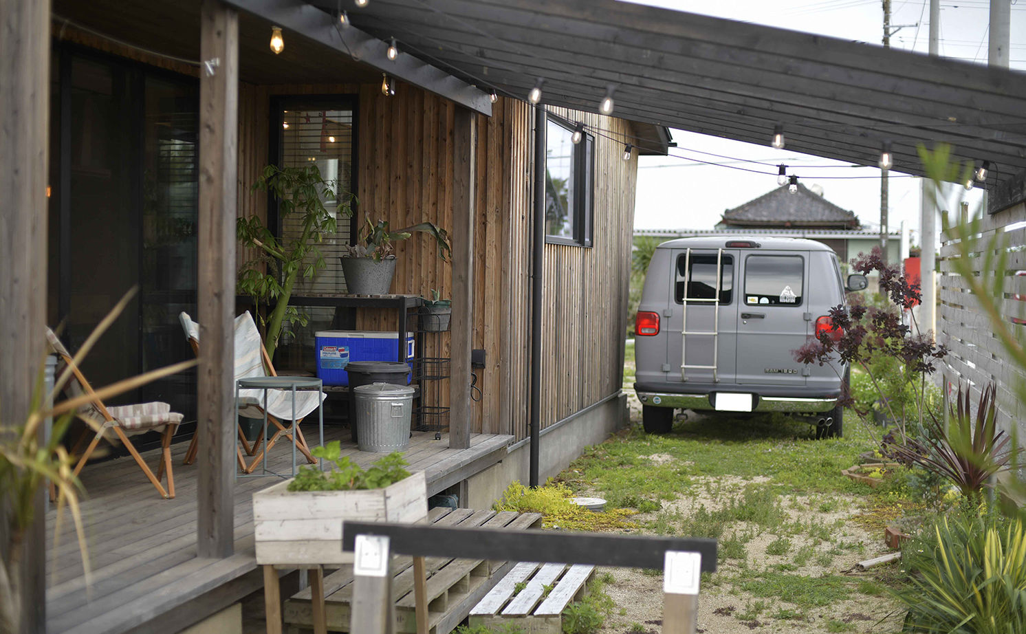 タウンズホーム 【2000万円台/延床26坪/自然素材】圧倒的な木の量や質感に誰もが感嘆する、ハンドメイドの魅力が満載の家の建築実例画像19