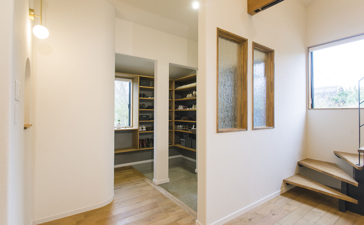 タウンズホーム 【3000万円台/延床30.9坪/自然素材】真冬でも暖かく家事もラクにできる、スタイリッシュな平屋の住まいの建築実例画像16