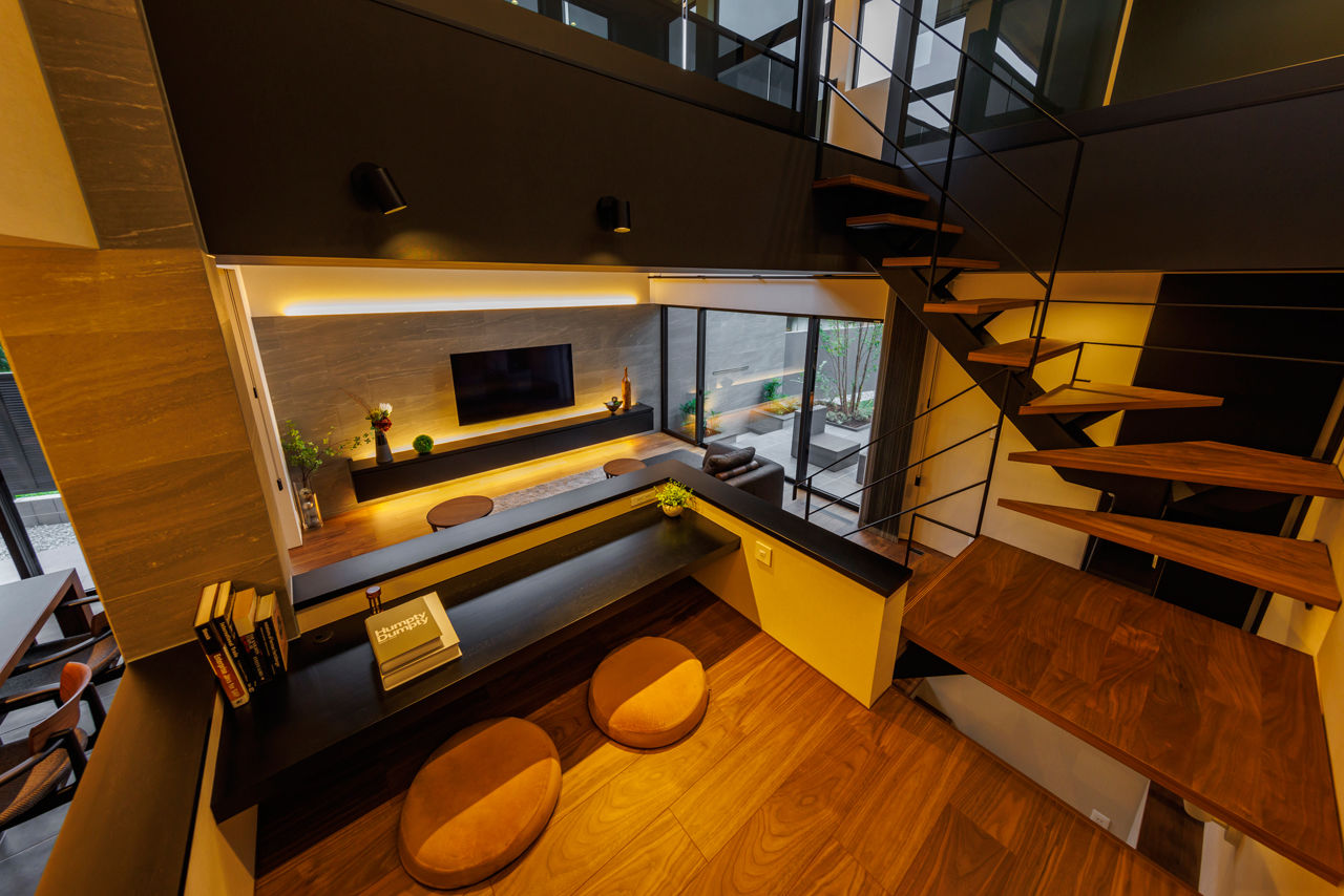 NOZOMI HOME 【岐阜県｜ガレージハウス・全館空調】吹抜リビングは圧巻の開放感。美しいデザインと快適な室温に癒されるの建築実例画像7