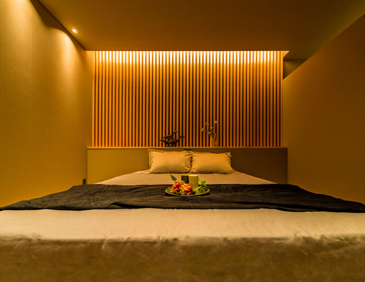 NOZOMI HOME 【岐阜市｜旅館の風情】縦格子が印象的。グレーとナチュラルな木目のスタイリッシュな和モダン空間の建築実例画像5