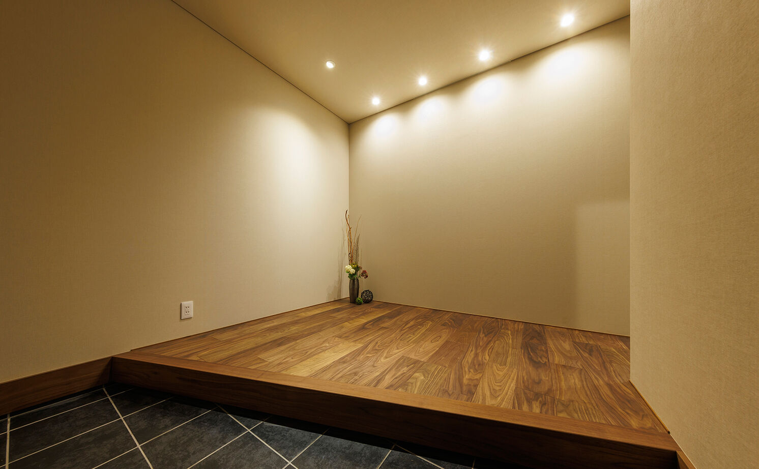 NOZOMI HOME 【岐阜市｜２階リビング・インナーガレージ】屋上庭園のあるガレージハウス。２階リビングは圧巻の開放感！の建築実例画像10