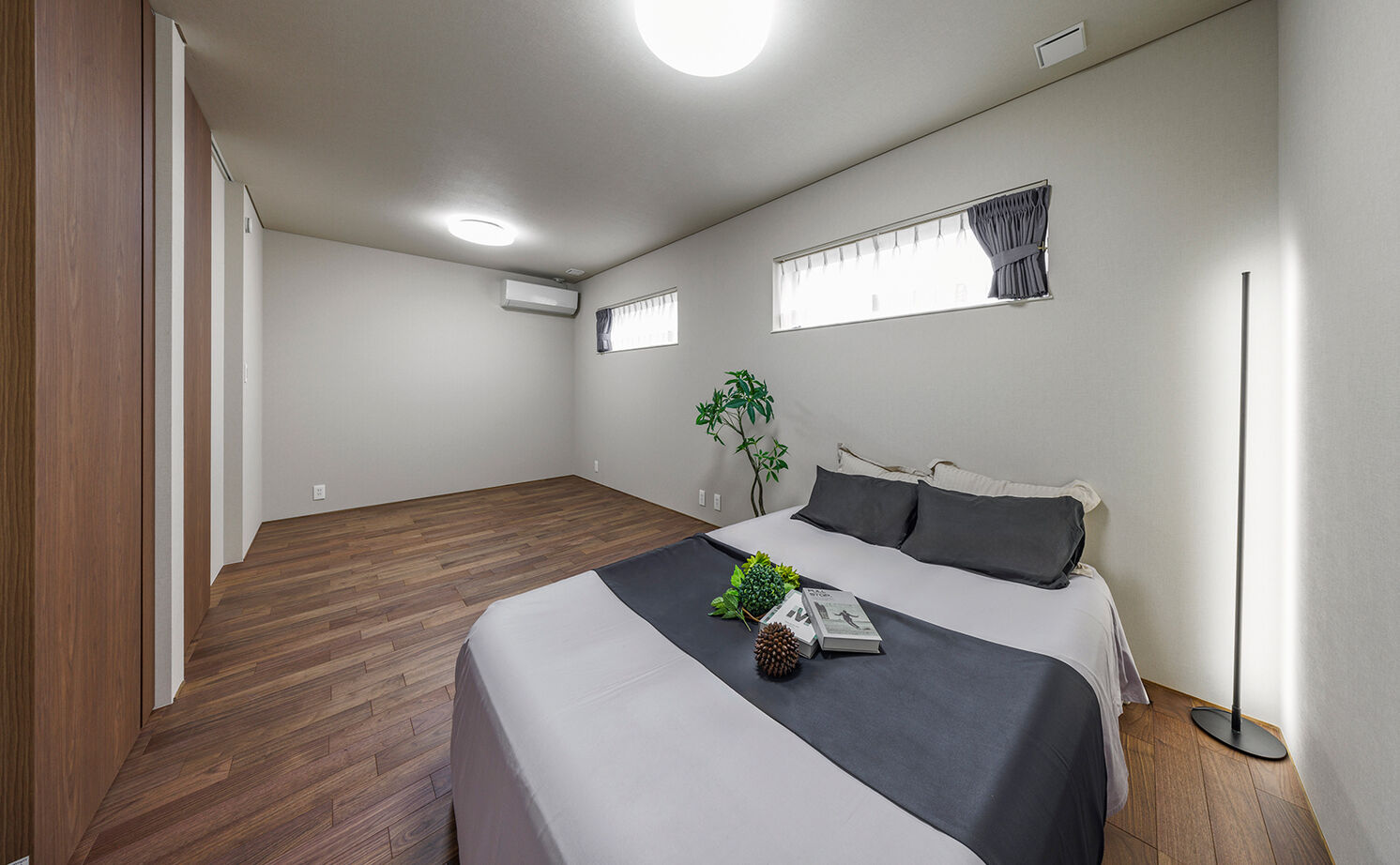 NOZOMI HOME 【岐阜市｜30坪台・吹抜け×スキップフロア】間取りは家事ラクを重視。大通り沿いでも叶った開放的な暮らしの建築実例画像14