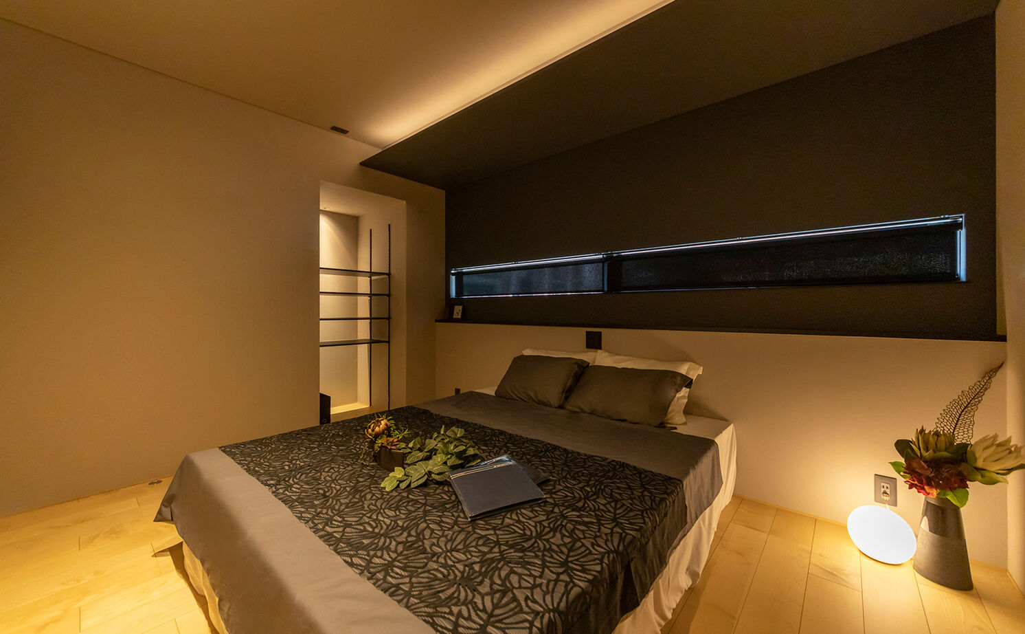 NOZOMI HOME 【高山市｜平屋×スキップフロア｜間取り有】ポイントはテラスの位置。縦長の敷地を活かしたモダンな平屋の建築実例画像15