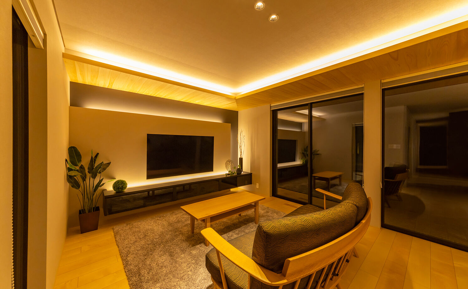 NOZOMI HOME 【高山市｜平屋×スキップフロア｜間取り有】ポイントはテラスの位置。縦長の敷地を活かしたモダンな平屋の建築実例画像18