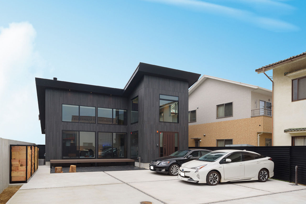 東邦建工 長野市・吹き抜け・薪ストーブ｜ひとつながりの大空間が開放的な別荘のような家の建築実例画像2