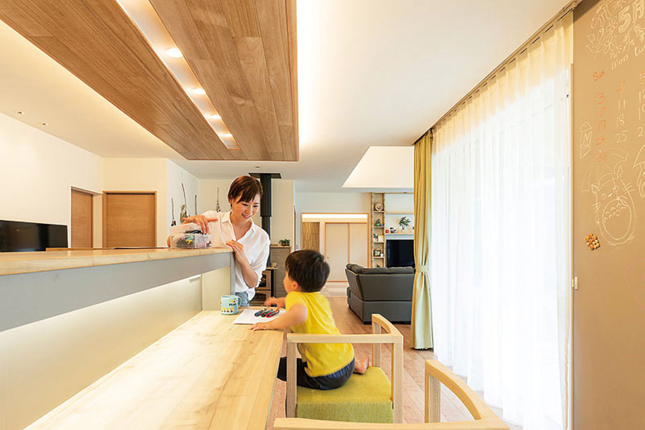 東邦建工 長野市・屋外テラス・薪ストーブ｜内も外も一体で愉しむ、家族が集う憩いの家の建築実例画像6