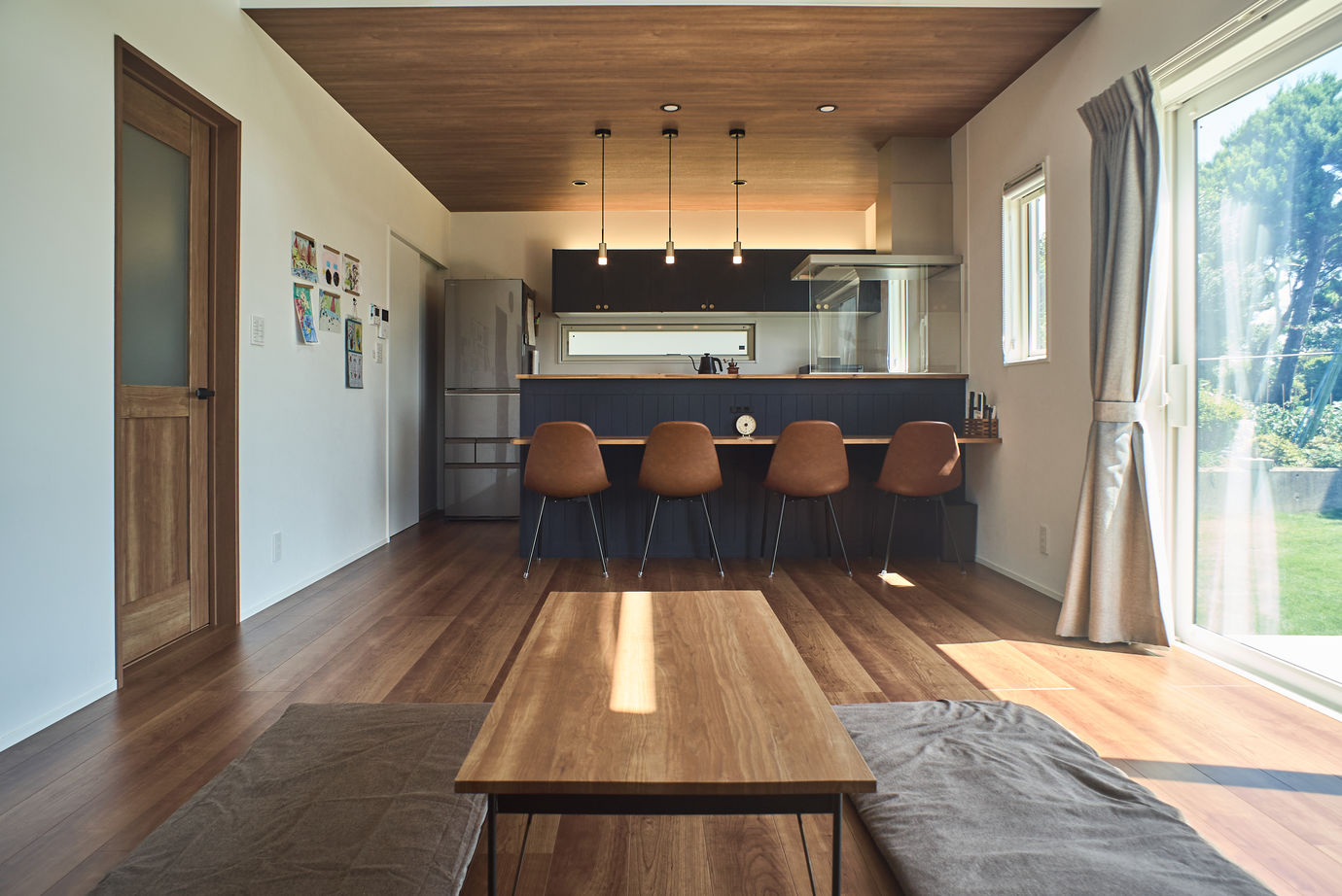 東邦建工 【塩尻市/37坪】　吹抜けのある　カジュアルヴィンテージの家の建築実例画像2