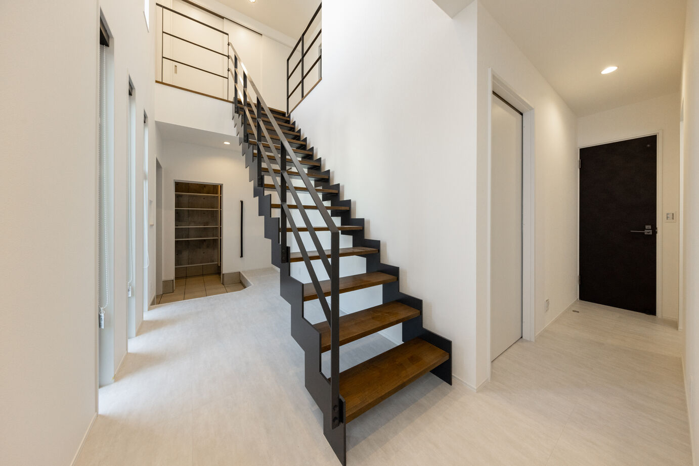 内田建設 デザインに遊び心をプラス　アウトドアリビングのある家の建築実例画像2