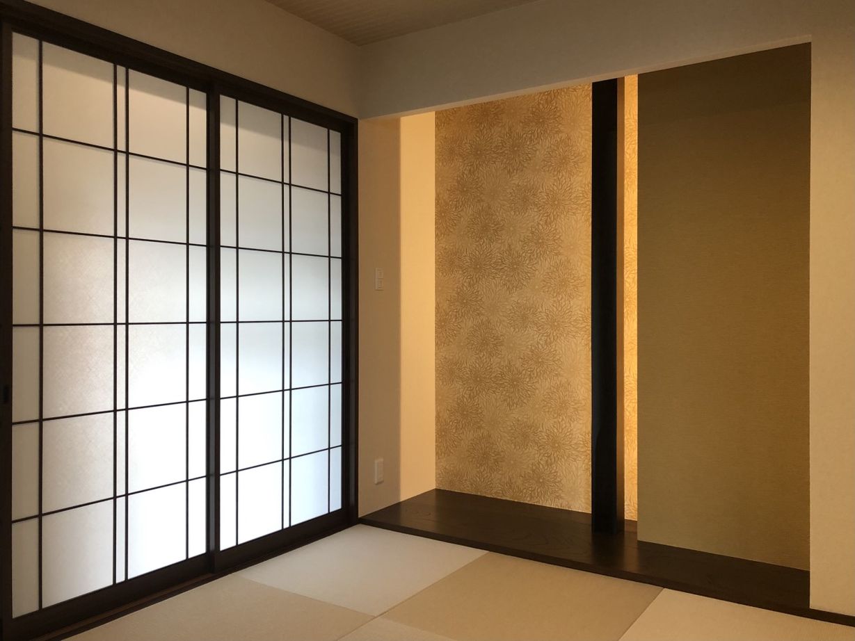 東宝ホーム 家族のつながりを感じる吹抜け空間のある邸宅の建築実例画像6