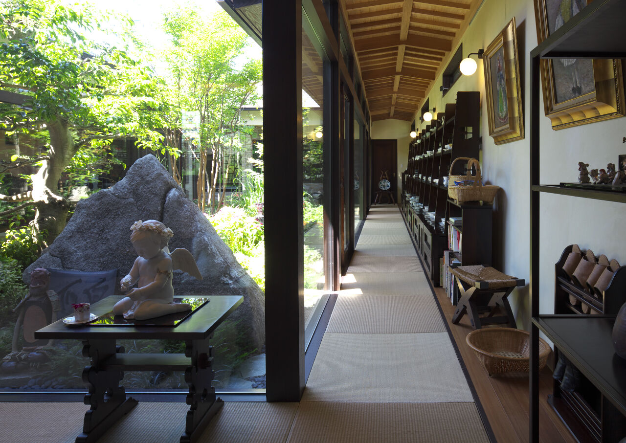 みぞえ住宅 【平屋／中庭／和モダン】まるで大人のギャラリーのような「終の住処」の建築実例画像3