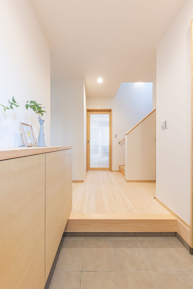 La prochaine HOME（ラ・プロシエンホーム）by新和建設 【愛知県 /2000万円台 /30坪台/自然素材 】「木の家 で暮らしたい」に応えた、東濃桧の柱、桧の無垢床の家の建築実例画像2