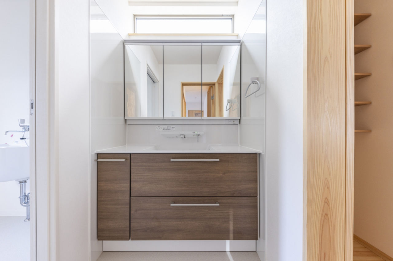 La prochaine HOME（ラ・プロシエンホーム）by新和建設 【愛知県/2000万円台/30坪台/間取図有】桧ならではの香りや美しさ、自然素材の温もりある感触を我が家にの建築実例画像7