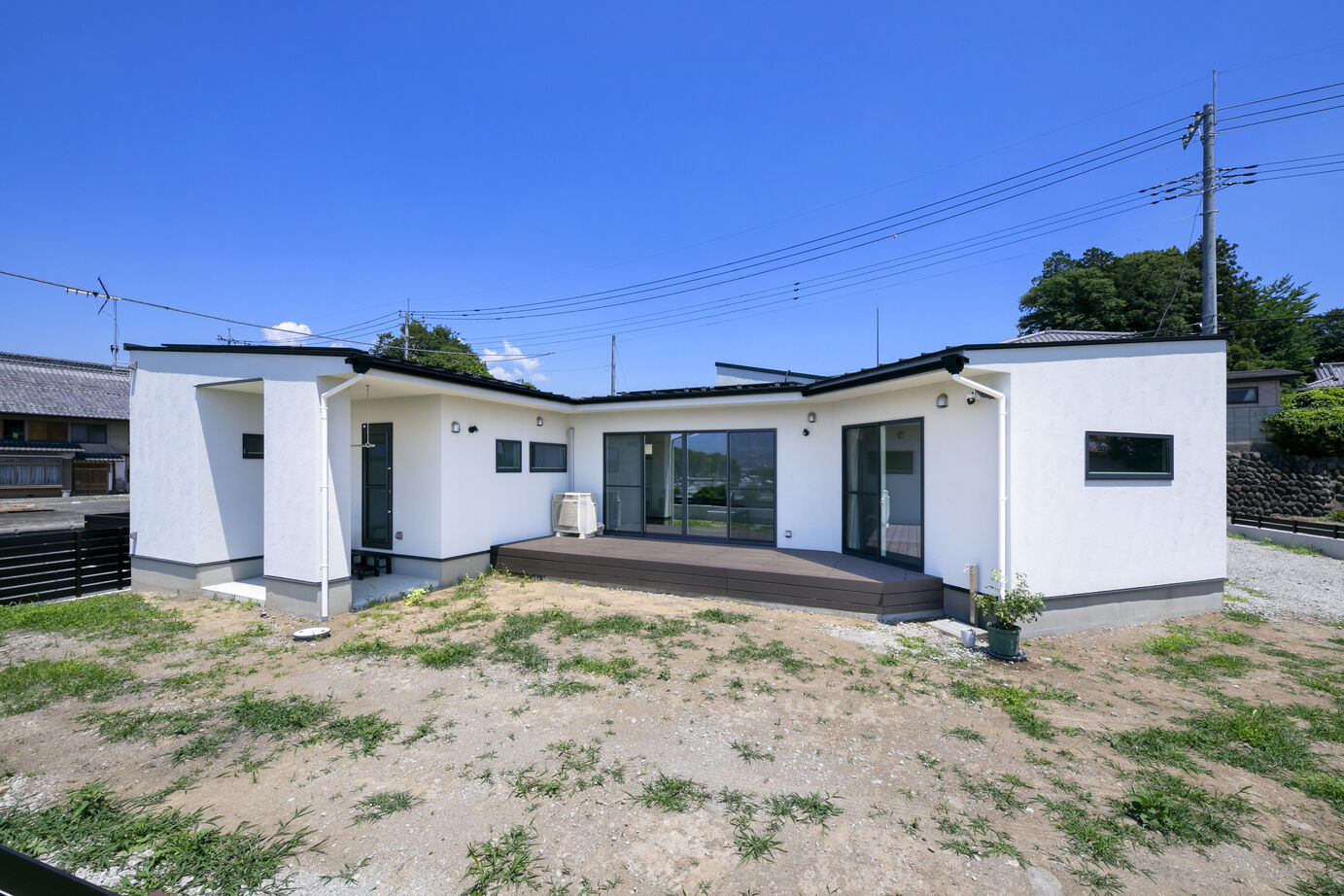 ヤマミズホーム 壮大な景観にに癒されて。ホテルライクな洗練された平屋の建築実例画像5