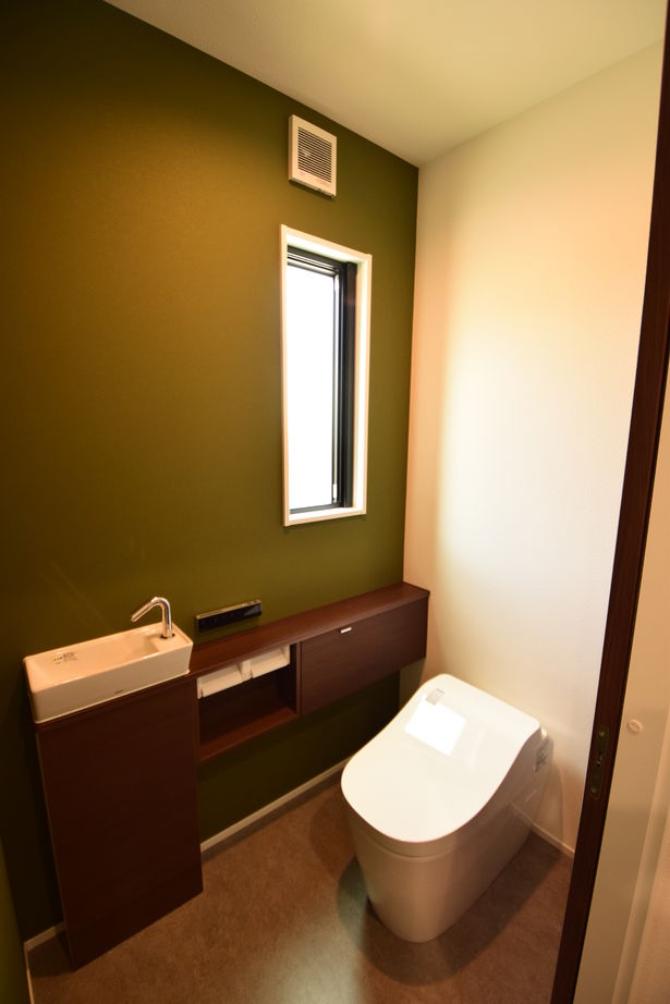 アイアールホーム 【図面有り/35坪/ドッグルーム/独立洗面】家族とペットがそれぞれのスペースでくつろげる　自由設計の家の建築実例画像9