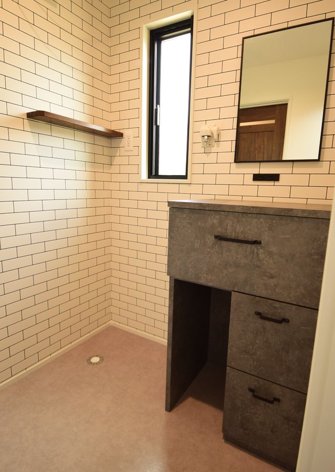 アイアールホーム 【図面有り/35坪/ドッグルーム/独立洗面】家族とペットがそれぞれのスペースでくつろげる　自由設計の家の建築実例画像10