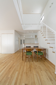 アトラクト設計工務（ATTRACT） 【大阪府/1000万円台/約30坪】1000万円台で建てた生活動線を計算して建てた注文住宅（間取り図有） の建築実例画像2