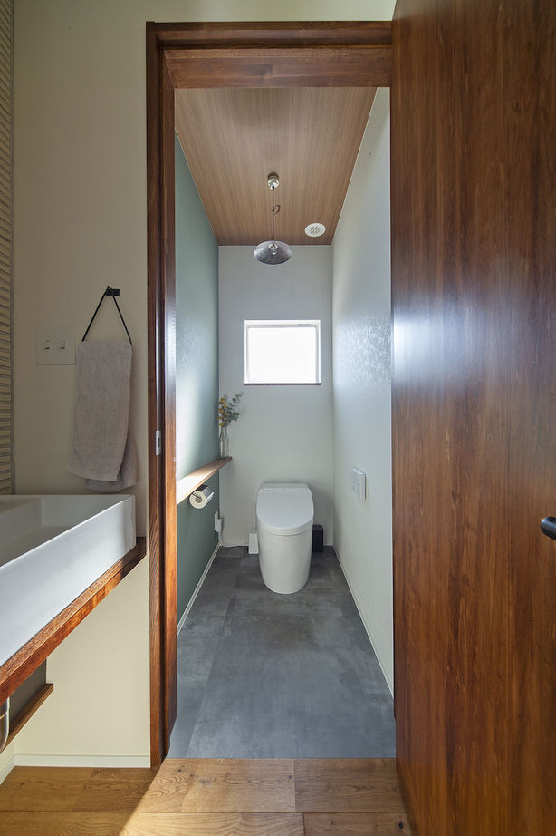 アトラクト設計工務（ATTRACT） 【大阪府】光と風、眺望を暮らしの中に。余白を大切に計画された「好き」を飾って楽しむ住まいの建築実例画像8