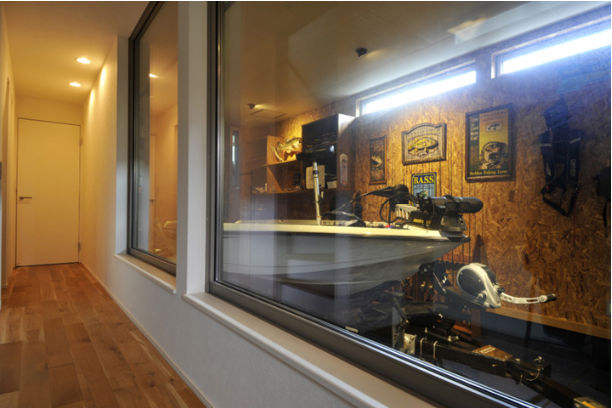 タイコーアーキテクト 【2400万円/狭小3階建/30坪台】二台駐車可能 インナーガレージのある趣味を楽しむパッシブデザインの家の建築実例画像9