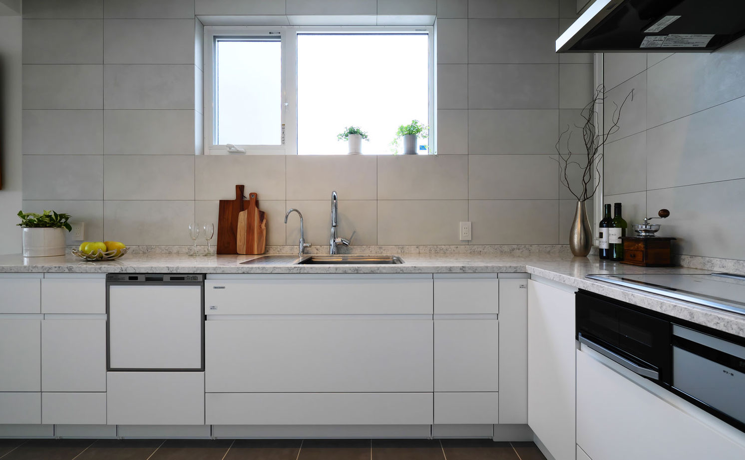 タイコーアーキテクト 【2750万円/北向き/40坪台】二階リビングで高天井を実現 緑と暮らす中庭アウトドアリビングのある家の建築実例画像7