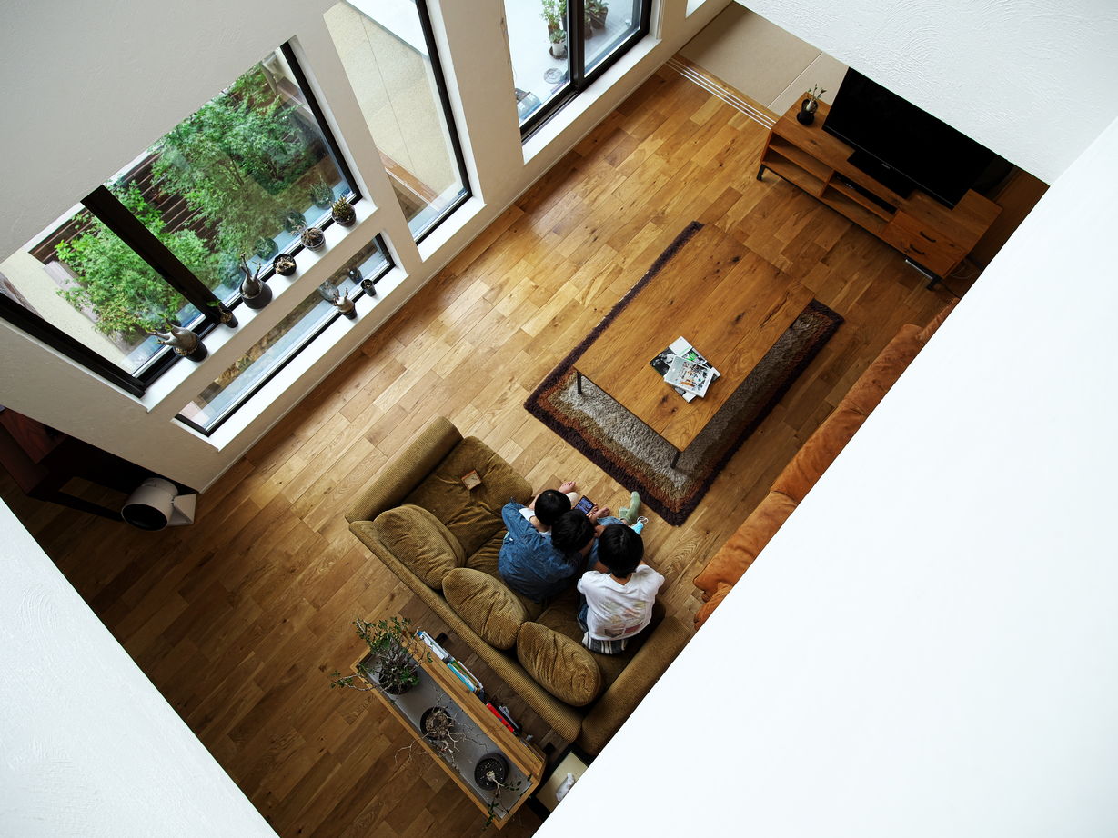 タイコーアーキテクト 【3366万円/中庭/ビルトインガレージ/60坪台】都市で快適にあつまって暮らせる3階建てパッシブ二世帯住宅の建築実例画像3