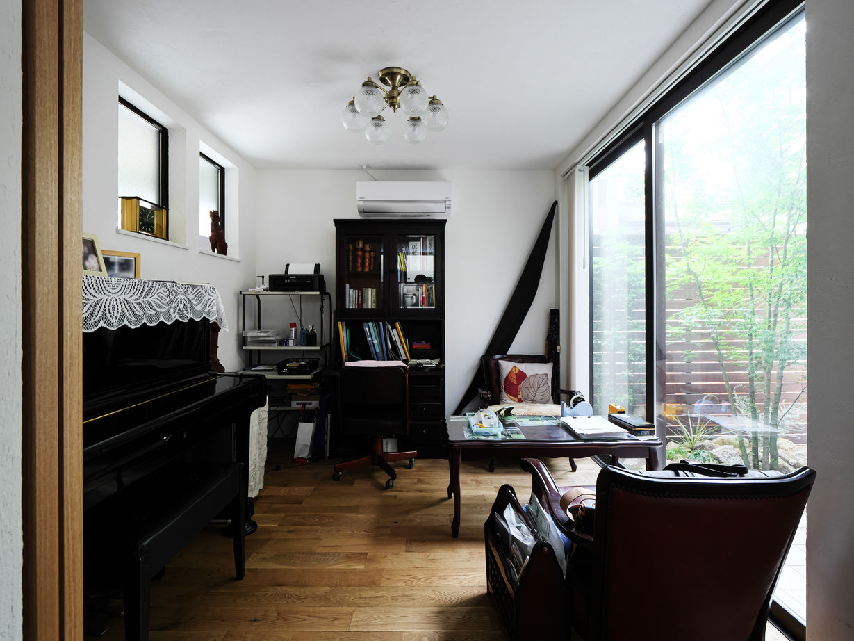 タイコーアーキテクト 【3366万円/中庭/ビルトインガレージ/60坪台】都市で快適にあつまって暮らせる3階建てパッシブ二世帯住宅の建築実例画像7