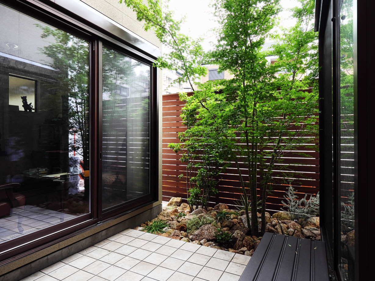 タイコーアーキテクト 【3366万円/中庭/ビルトインガレージ/60坪台】都市で快適にあつまって暮らせる3階建てパッシブ二世帯住宅の建築実例画像14