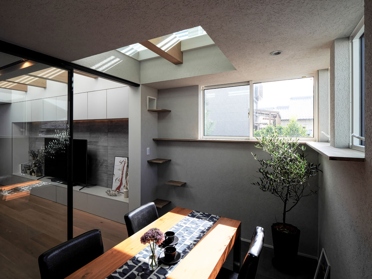 タイコーアーキテクト 【3871万円/京都市内/狭小３階建/50坪台】上質な空間を創る間取りで吹き抜けのあるパッシブデザイン住宅の建築実例画像4