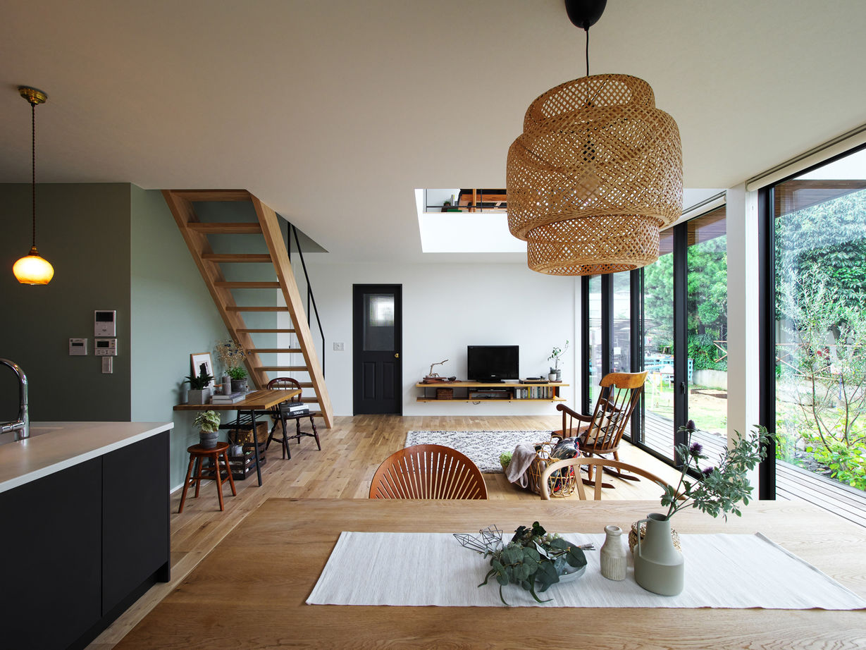 タイコーアーキテクト 【3508万円/30坪台】アウトドアリビングで自然と暮らす　山の見えるオシャレな庭付きパッシブデザイン住宅の建築実例画像5