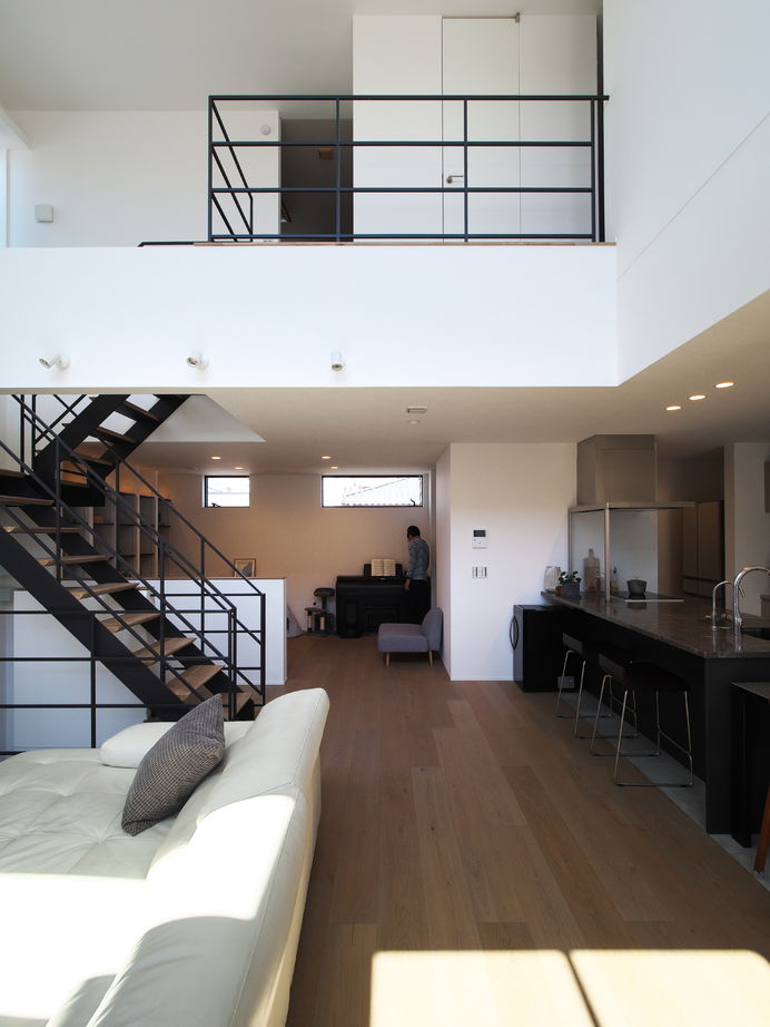 タイコーアーキテクト 【4672万円/中庭/50坪台】都市の中でも空と緑が映える3階建てビルトインガレージハウス『空と庭の家』の建築実例画像5