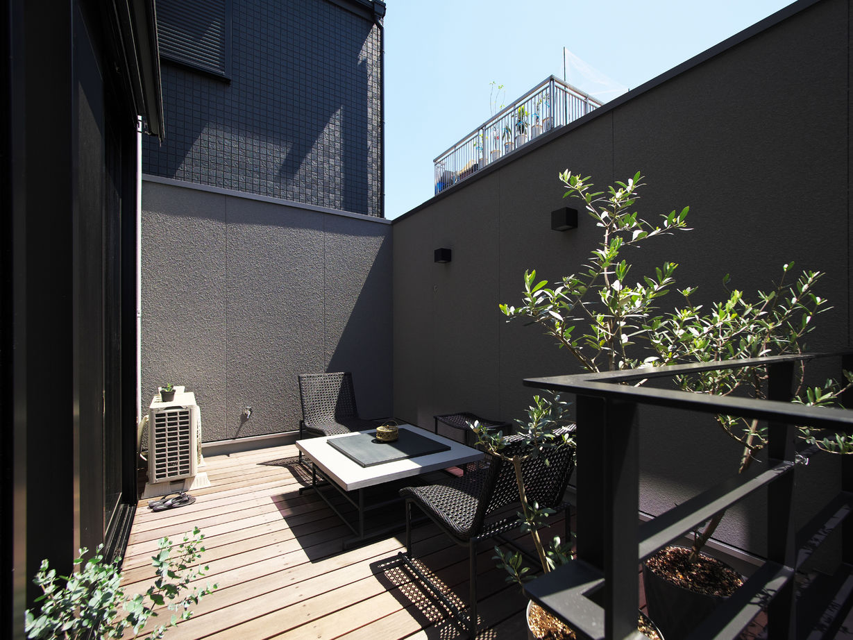 タイコーアーキテクト 【4672万円/中庭/50坪台】都市の中でも空と緑が映える3階建てビルトインガレージハウス『空と庭の家』の建築実例画像6